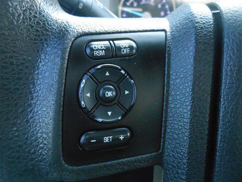 Used 2014 Ford F250 XLT w/ XLT Value Package AWD/4WD image 16