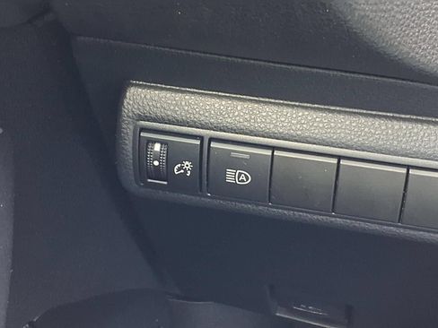 Used 2021 Toyota Corolla SE FWD image 20