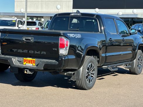 Used 2023 Toyota Tacoma TRD Sport w/ TRD Premium Sport Package image 4