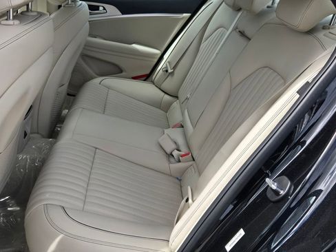 New 2026 Genesis G70 2.5T Prestige image 6