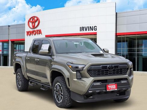 New 2026 Toyota Tacoma TRD Sport AWD/4WD image 2