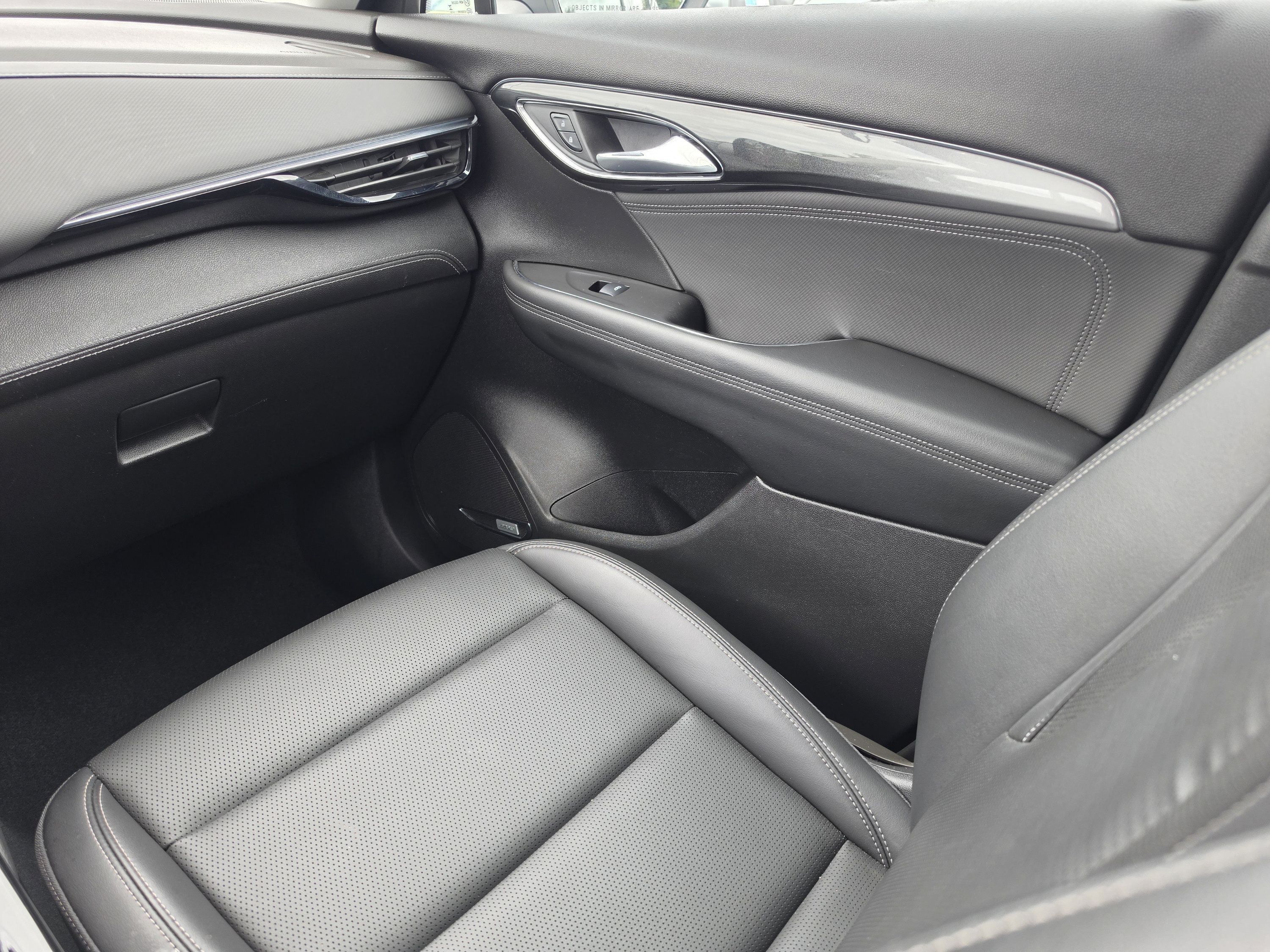 Used 2024 Buick Envision Preferred AWD/4WD image 20