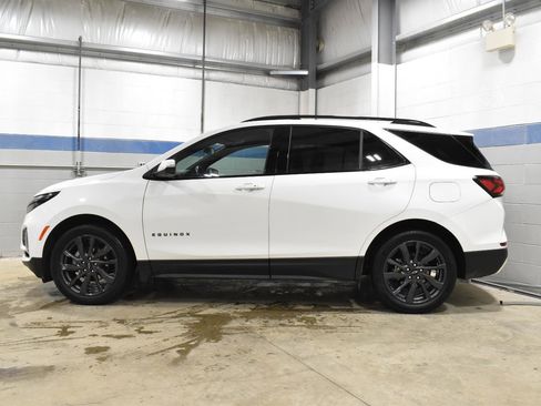 Used 2022 Chevrolet Equinox RS w/ RS Leather Package image 24