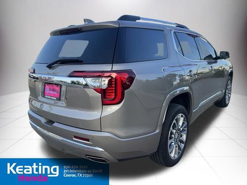 Used 2023 GMC Acadia Denali w/ Denali Technology Package FWD image 5