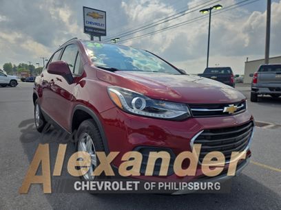 Used 2022 Chevrolet Trax LT w/ Driver Confidence Package