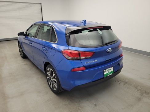 Used 2018 Hyundai Elantra GT w/ Style Package 02 FWD image 5