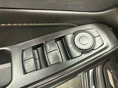 Used 2020 Chevrolet Traverse RS w/ LPO, Floor Liner Package image 12