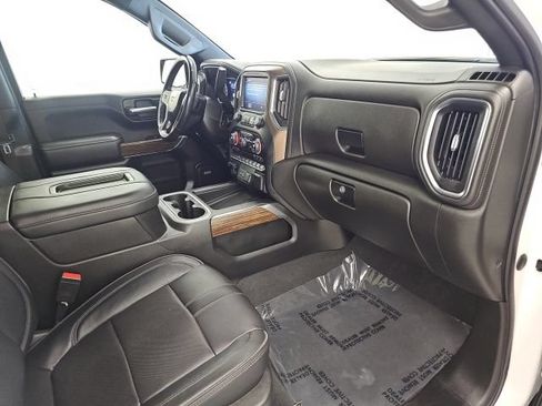 Used 2022 Chevrolet Silverado 1500 High Country w/ Z71 Off-Road Package AWD/4WD image 36