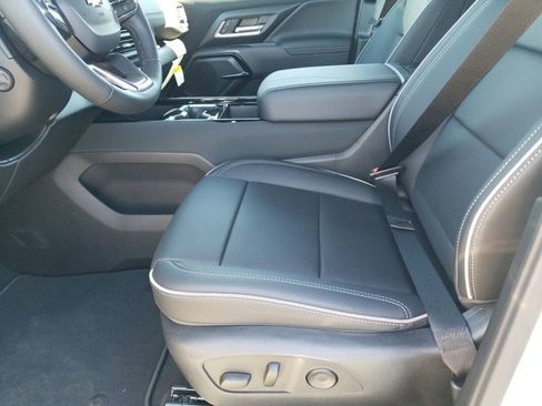 New 2025 Chevrolet Silverado EV LT image 12