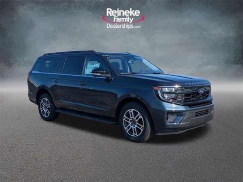 New 2025 Ford Expedition Max Active image 3