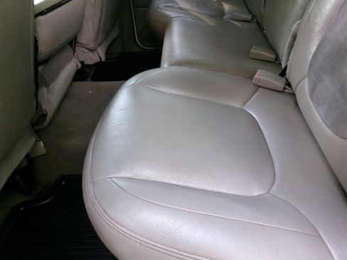 Used 2005 Dodge Ram 1500 Truck SLT RWD image 30
