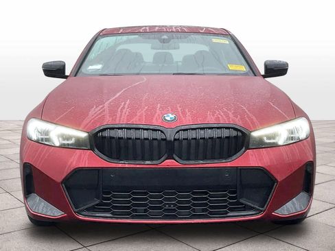 Used 2026 BMW 330i Sedan w/ M Sport Package image 3