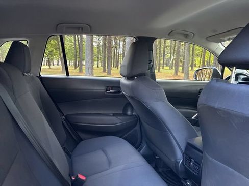 Used 2023 Toyota Corolla Cross LE FWD image 23