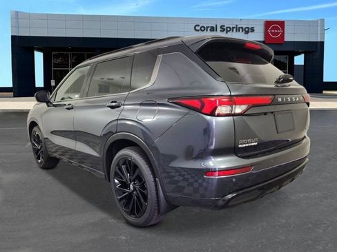 New 2026 Nissan Rogue Platinum AWD/4WD image 3