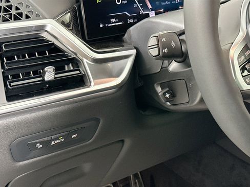 New 2026 BMW X5 sDrive40i w/ M Sport Package image 10