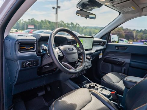 New 2025 Ford Maverick Tremor image 17