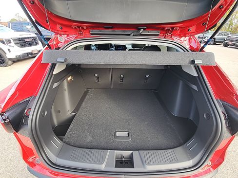 New 2026 Chevrolet Trax LT image 32