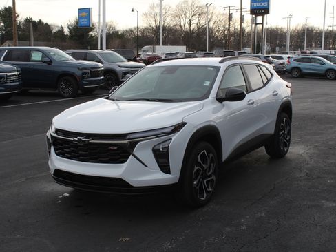 New 2026 Chevrolet Trax RS image 7