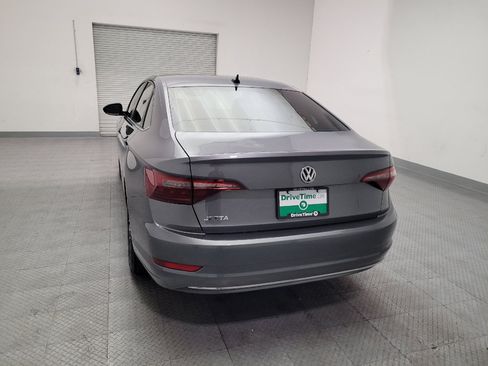 Used 2021 Volkswagen Jetta SE FWD image 6