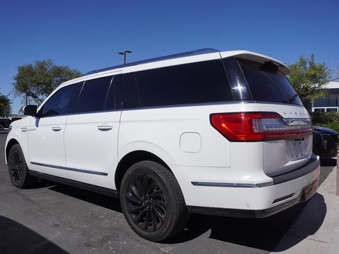 Used 2021 Lincoln Navigator L Reserve AWD/4WD image 6