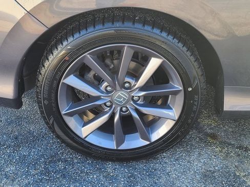 Certified 2020 Honda Civic EX image 27