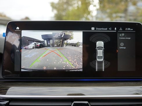 Used 2023 BMW 540i w/ M Sport Package image 26