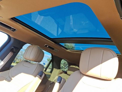 New 2026 Land Rover Range Rover Sport SE image 11