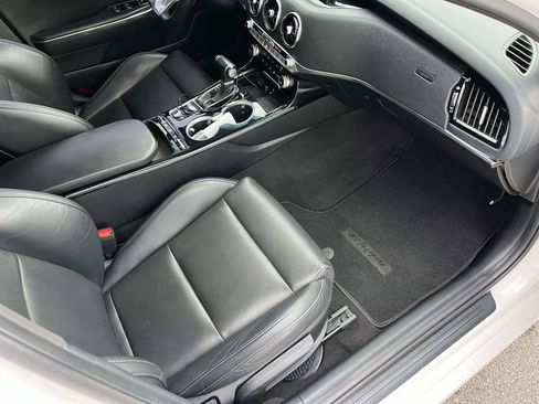 Used 2023 Kia Stinger GT-Line AWD/4WD image 10