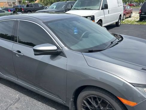 Used 2017 Honda Civic EX image 13
