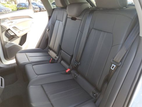 New 2025 Audi Q5 Premium Plus image 14