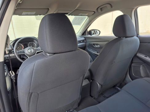 Used 2023 Nissan Sentra S FWD image 28