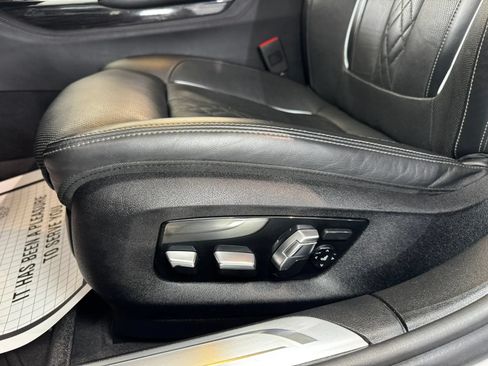 Used 2018 BMW 750i xDrive AWD/4WD image 13