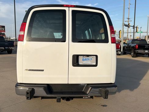 Used 2023 Chevrolet Express 2500 w/ Driver Convenience Package image 18