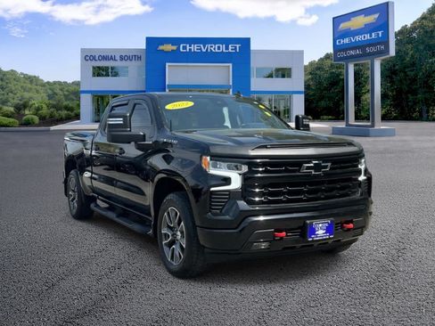 Used 2022 Chevrolet Silverado 1500 RST w/ Convenience Package II AWD/4WD image 8
