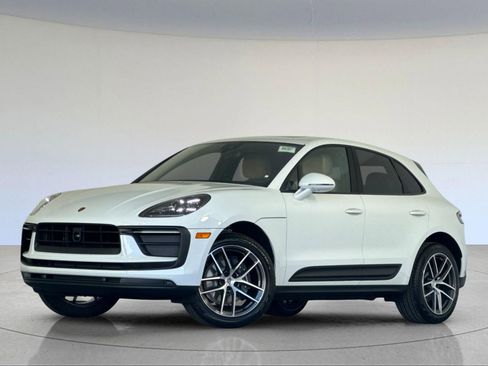 New 2026 Porsche Macan image 1