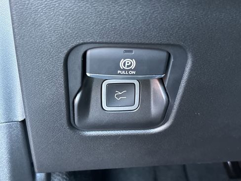 New 2026 Jeep Cherokee Overland AWD/4WD image 24