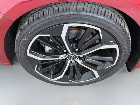 Used 2023 Nissan Altima 2.5 SR FWD image 16