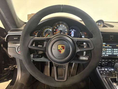 Used 2015 Porsche 911 GT3 RWD image 19