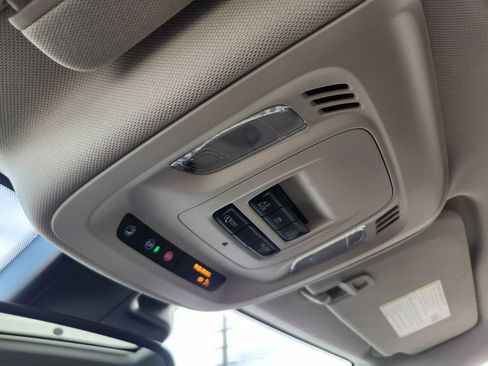 Used 2023 Buick Envision Essence w/ Sport Touring Package image 15