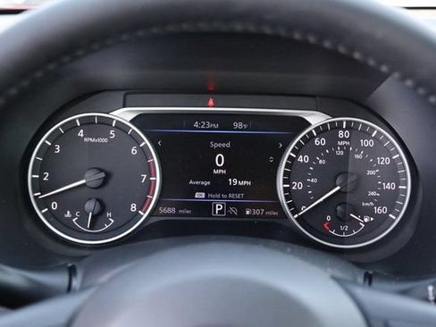 Certified 2024 Nissan Sentra SV w/ SV Premium Package FWD image 14