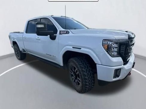 Used 2022 GMC Sierra 2500 AT4 w/ AT4 Preferred Package AWD/4WD image 6