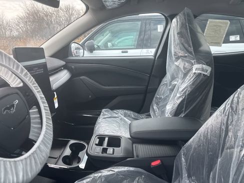 New 2026 Ford Mustang Mach-E Premium image 28