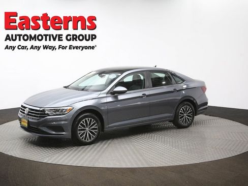 Used 2021 Volkswagen Jetta SE w/ SE Cold Weather Package image 56