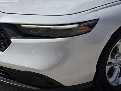Used 2023 Honda Accord LX image 9