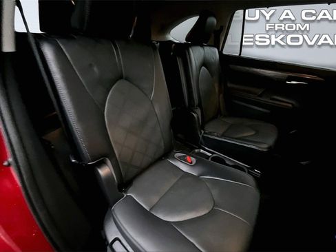Used 2022 Toyota Highlander Platinum image 27