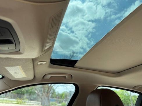 Used 2015 BMW 528i Sedan image 45