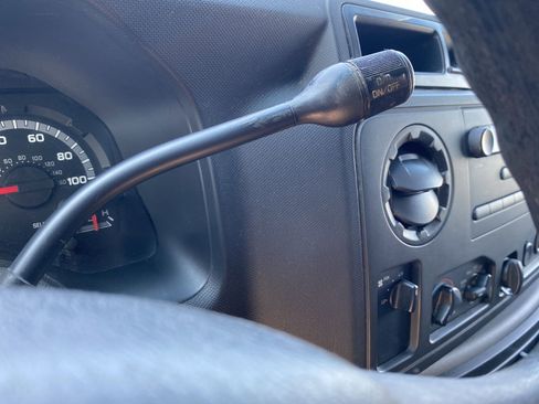 Used 2013 Ford E-350 and Econoline 350 Super Duty w/ Exterior Upgrade Pkg image 22