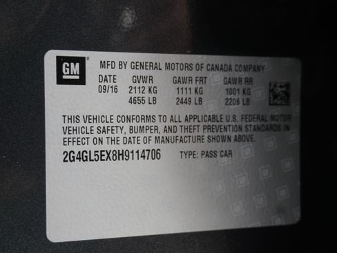 Used 2017 Buick Regal Sport Touring FWD image 30