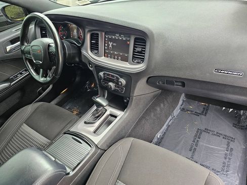 Used 2023 Dodge Charger SXT w/ Blacktop Package RWD image 11