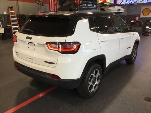 Used 2022 Jeep Compass Trailhawk w/ Trailhawk Elite Group AWD/4WD image 5